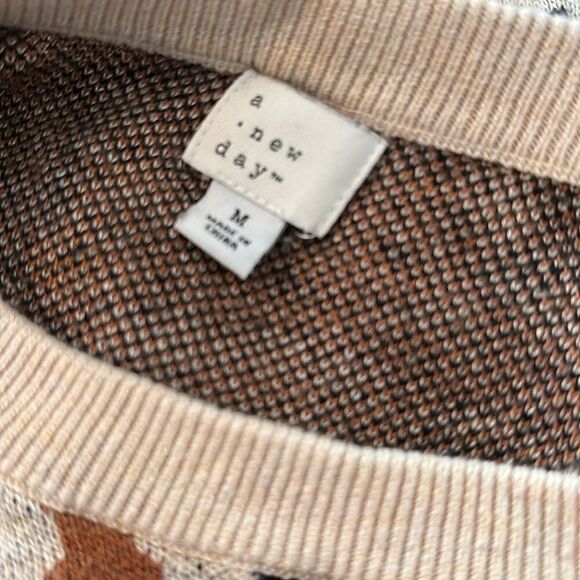 Leopard Print Comfy Soft Sweater A New Day size Medium M - Picture 5 of 5